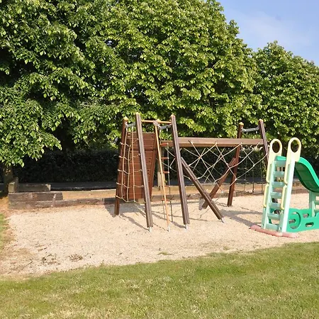 Domaine Du Grenier Bed & Breakfast 3*