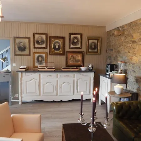 Bed & Breakfast Domaine Du Grenier 3*