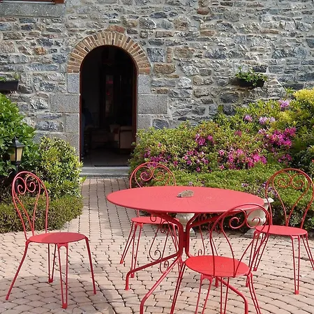 Domaine Du Grenier Bed & Breakfast 3*